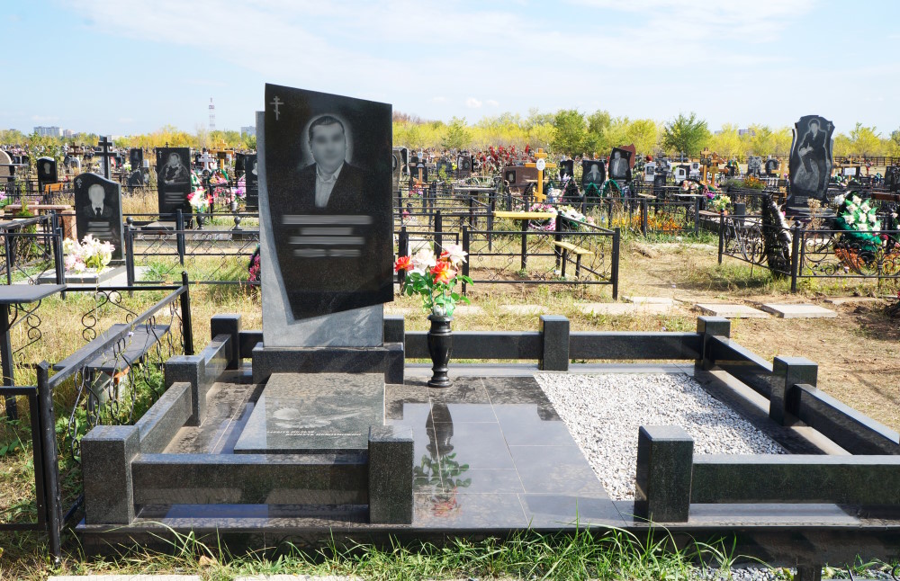 Эксклюзивные памятники: совершенство в каждой линии